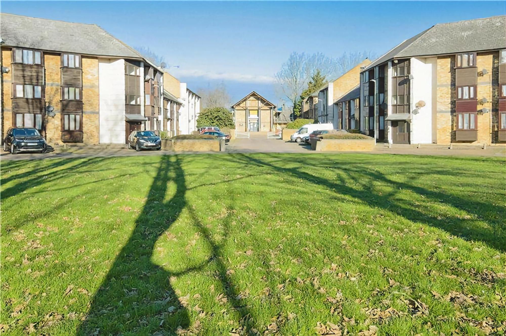 Manor Place Apartment Thamesmead Thamesmead  ภายนอก รูปภาพ